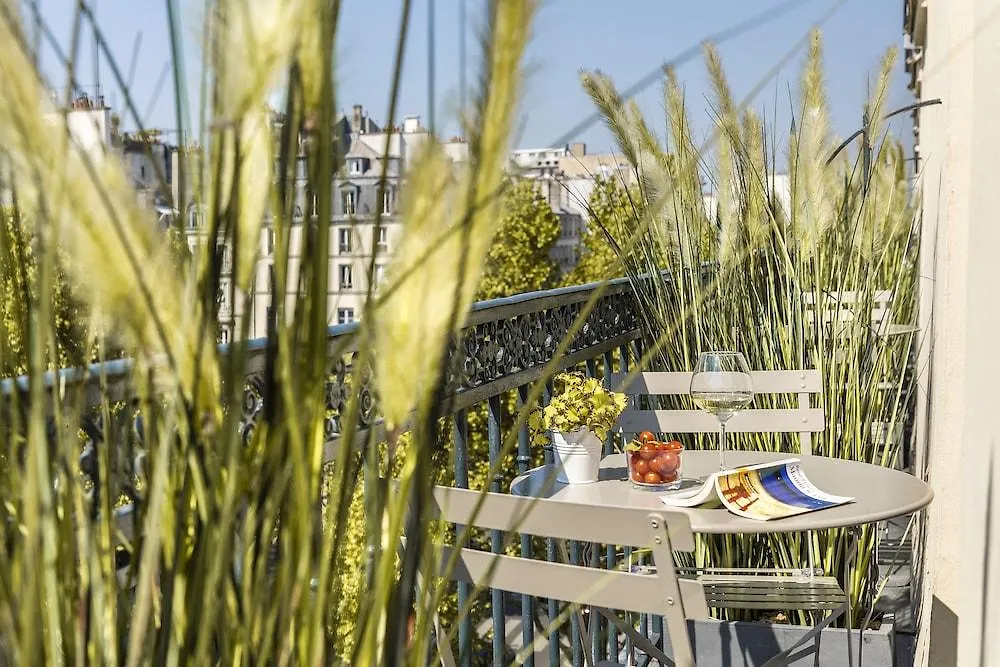 Marais Grands Boulevards Hotel 4*