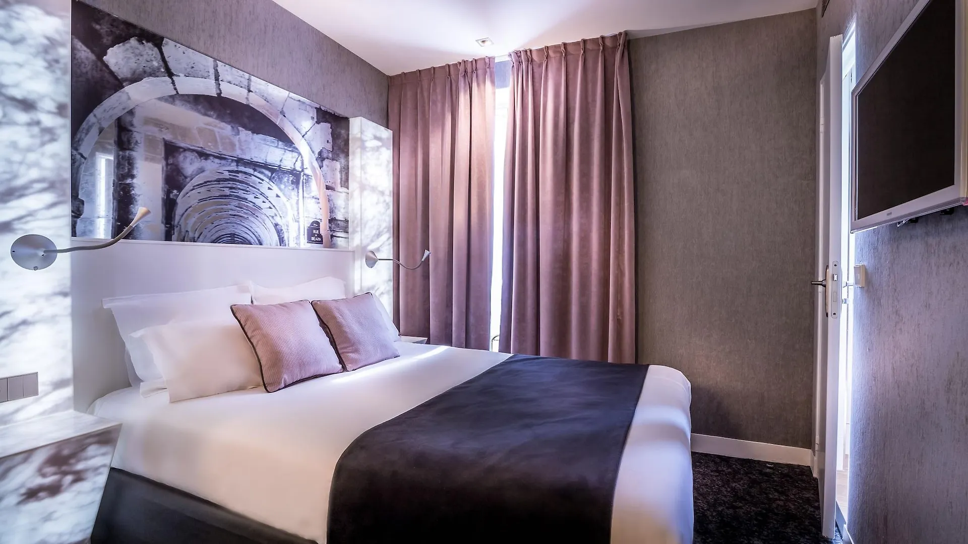 Hotel Marais Grands Boulevards 4*